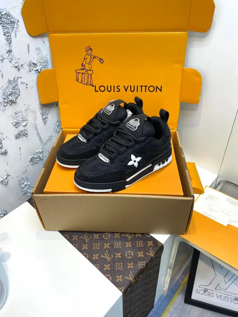 LV Trainers-6