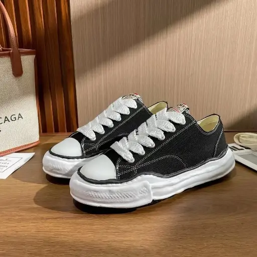 Maison Mihara Yasuhiro low-Black White