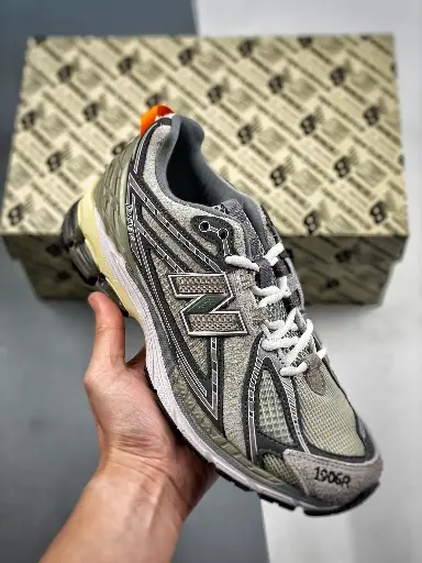 New balance 1906r-3