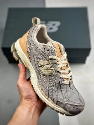 New balance 1906r-7